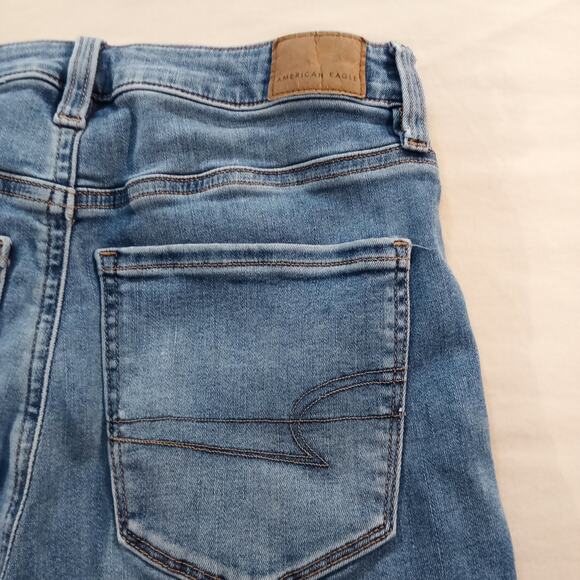 American Eagle Women’s Super High-Rise Jegging Next Level Stretch Size 4 - Picture 8 of 9